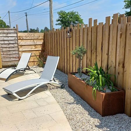En Pleine Campagne, Proche Du Mans - Chambre D'Hotes Fillé Exterior foto