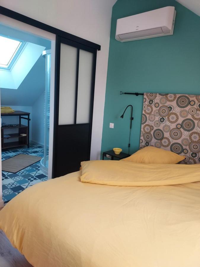 En Pleine Campagne, Proche Du Mans - Chambre D'Hotes Fillé Exterior foto